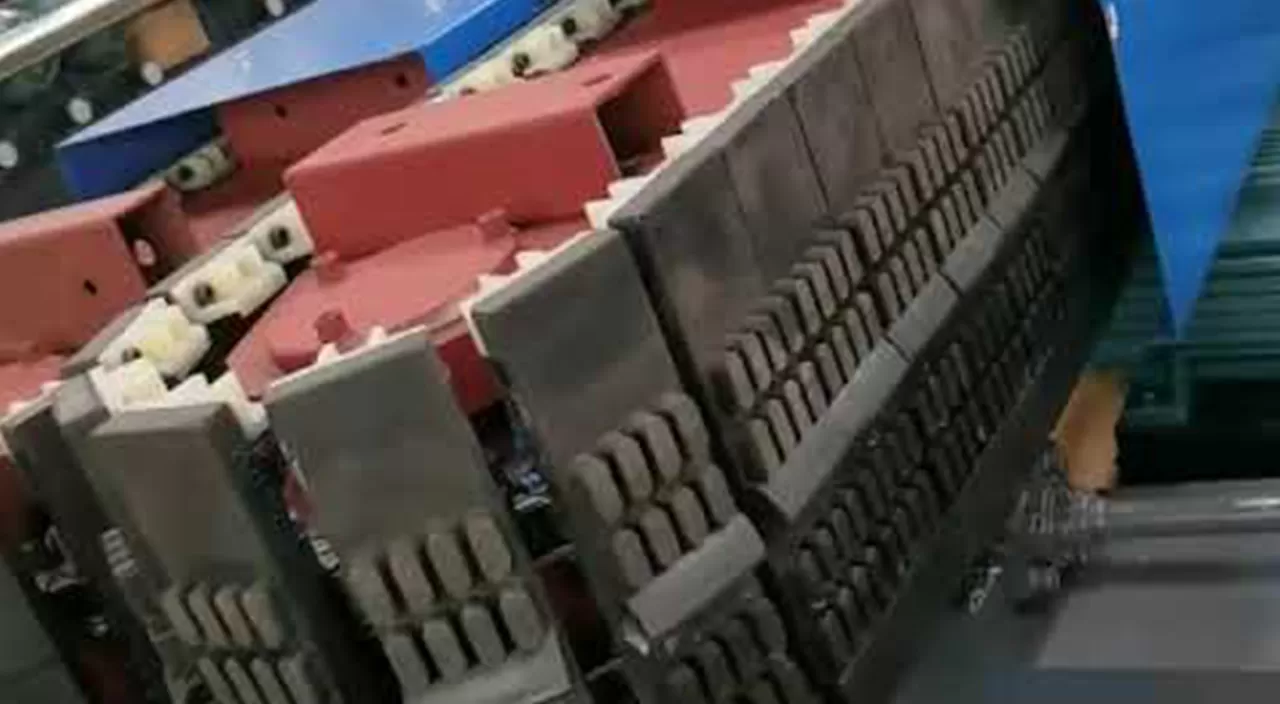 Máquina rectificadora de bordes HISENG HSB 371 vídeo