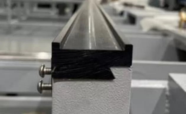 Estructura de transmisión patentada para línea recta máquina de doble borde